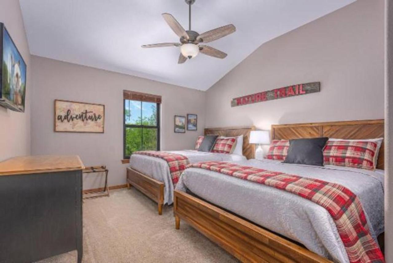 Spacious Home In Branson - 8 Bed, 6 Bath & Hot Tub Hollister Kültér fotó