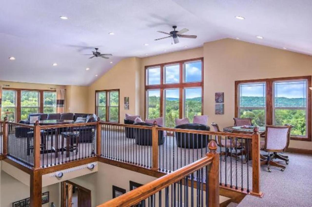 Premier Retreat With Hot Tub, Theater & Pool Table Villa Hollister Kültér fotó