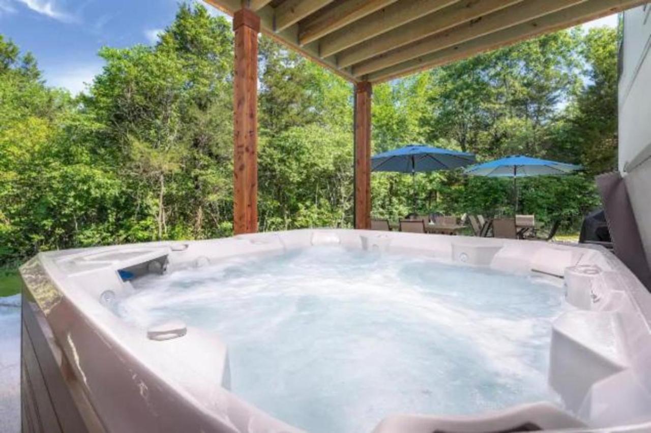Premier Retreat With Hot Tub, Theater & Pool Table Villa Hollister Kültér fotó