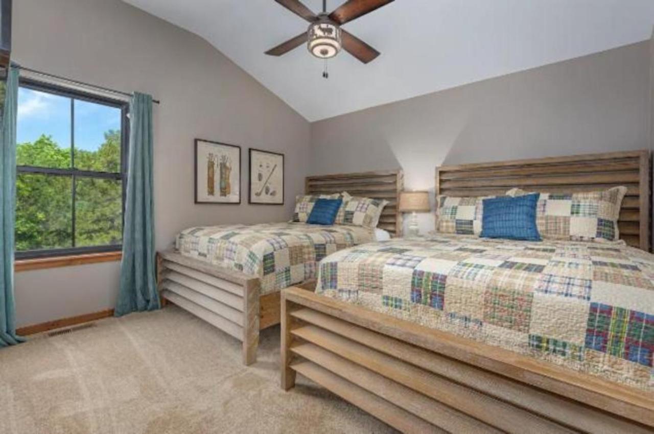 Spacious Home In Branson - 8 Bed, 6 Bath & Hot Tub Hollister Kültér fotó